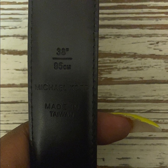 Michael Kors Black Designer Belt - Picture 4 of 4